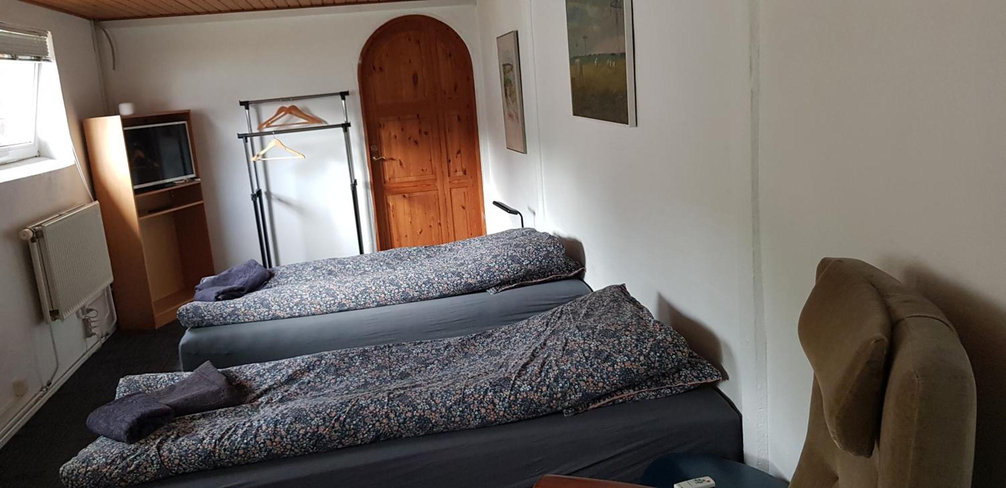 Kyndestoft Bed & Breakfast โฮลสเตโบร ภายนอก รูปภาพ