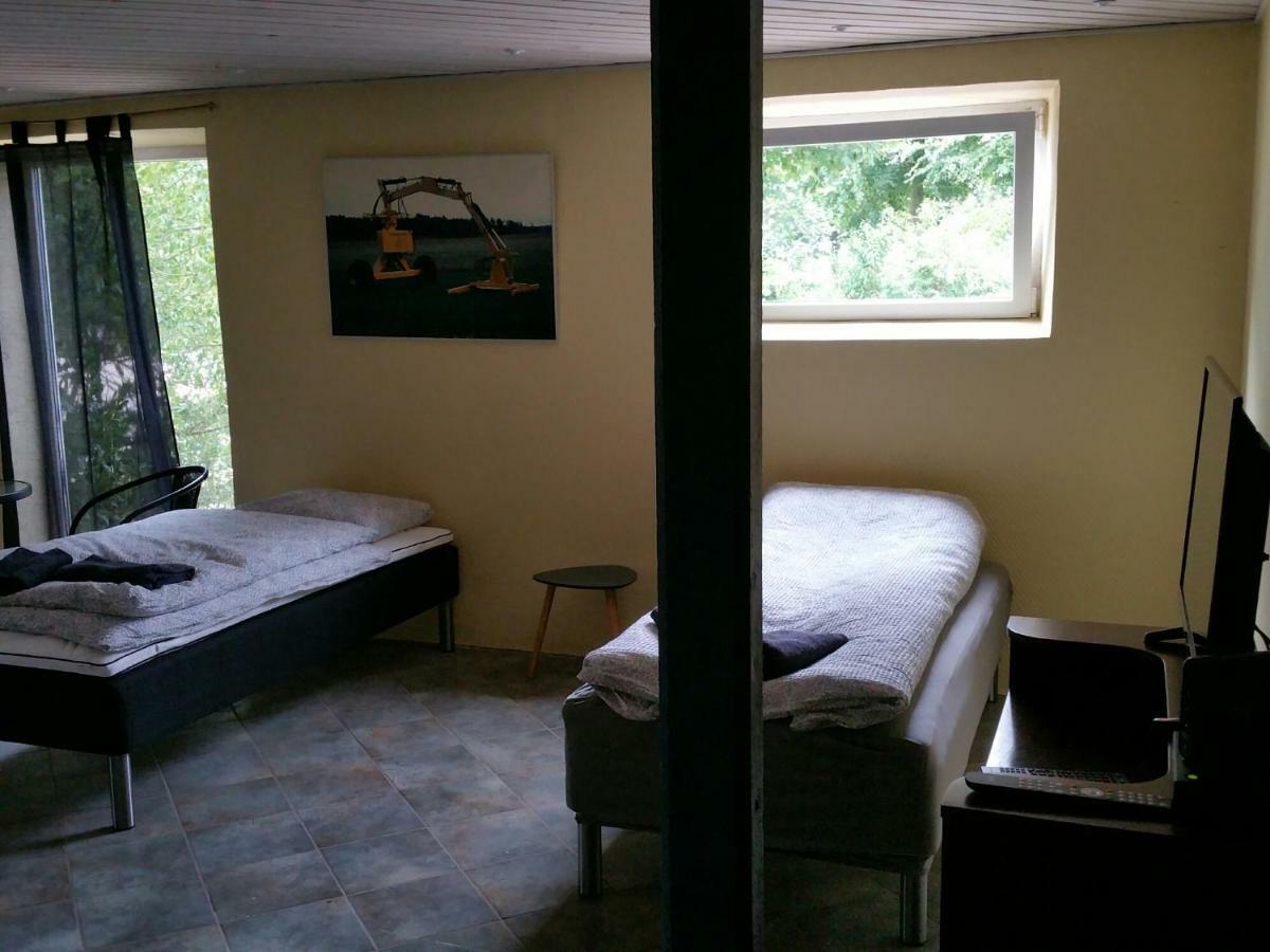 Kyndestoft Bed & Breakfast โฮลสเตโบร ภายนอก รูปภาพ