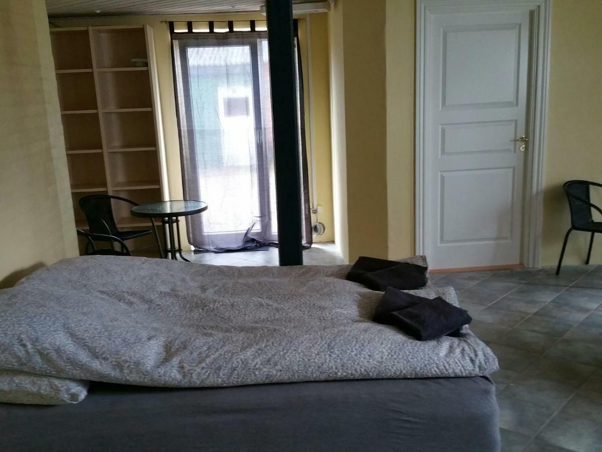 Kyndestoft Bed & Breakfast โฮลสเตโบร ภายนอก รูปภาพ